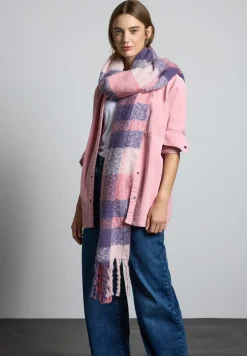 Foulard à carreaux
