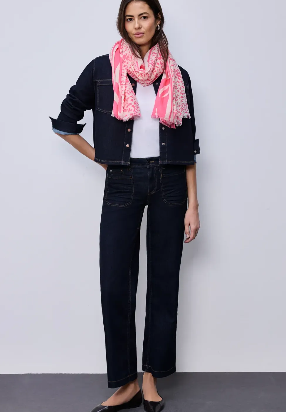 Foulard à motifs