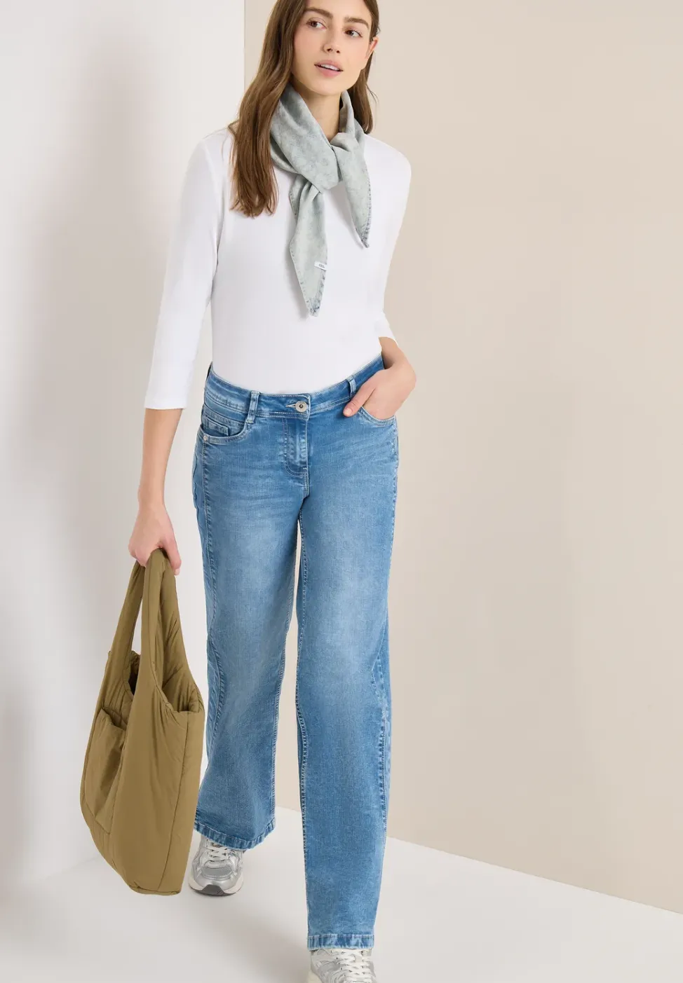 Foulard triangulaire Leo