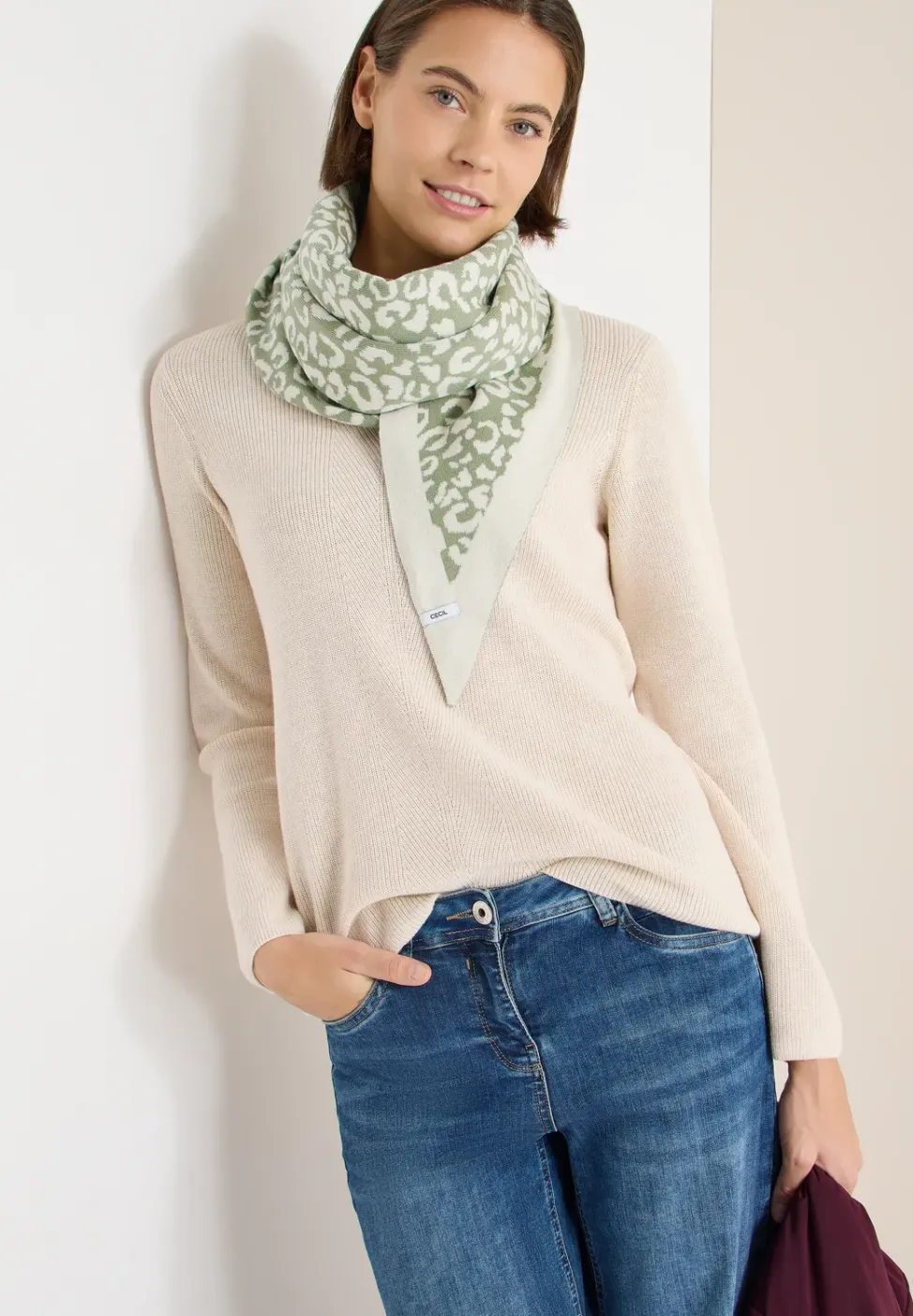 Foulard triangulaire Leo