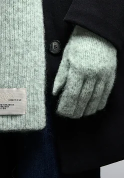Gants avec une partie en laine