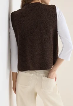 Gilet avec patte de boutonnage