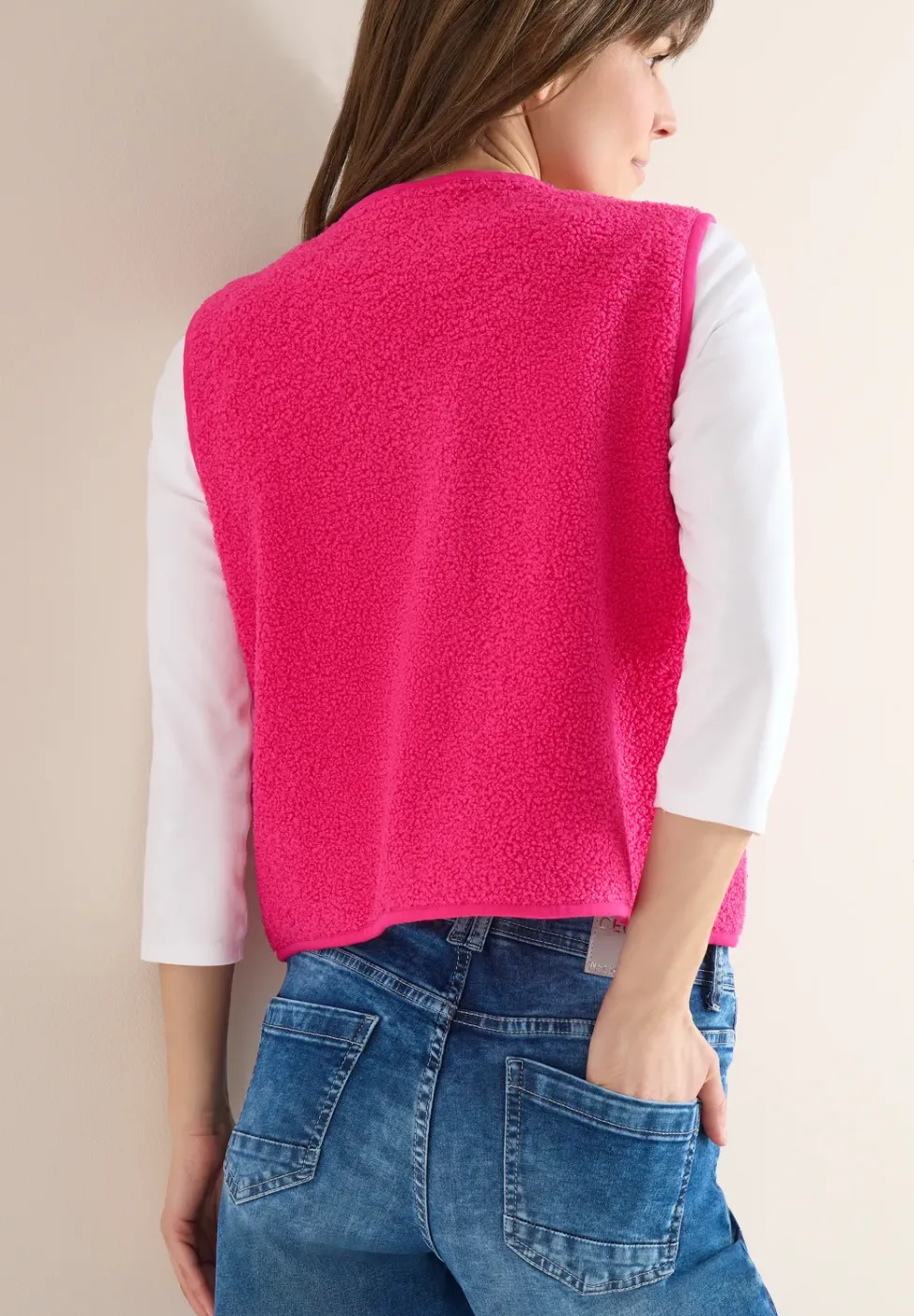 Gilet avec patte de boutonnage