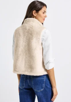 Gilet doux à l'aspect fourrure