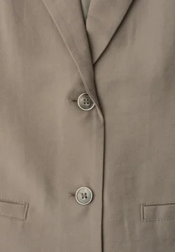 Gilet en ligne A avec col à revers