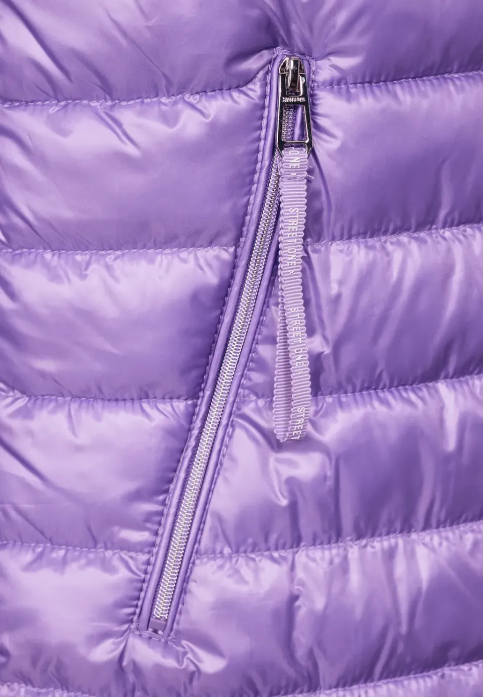 Gilet matelassé long à capuche