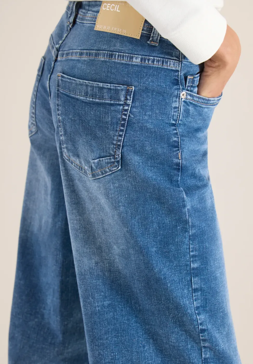High Waist Barrel Leg Jeans en Loose Fit