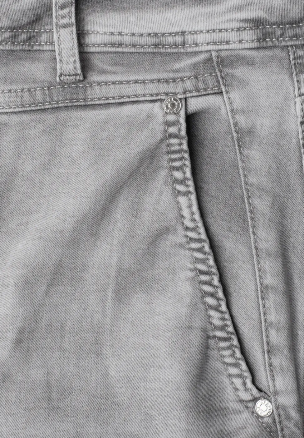 Jean Barrel Leg taille haute, coupe loose