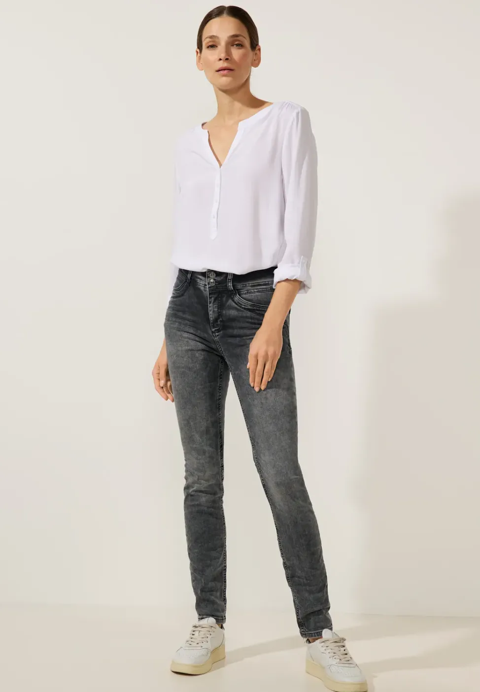 Jean coupe slim gris