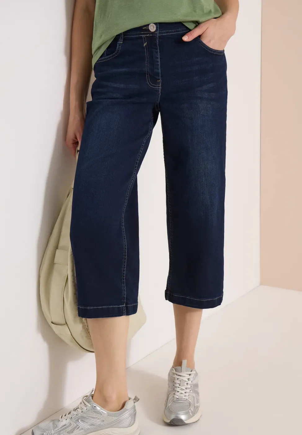 Jean 3/4 à jambes larges, coupe loose