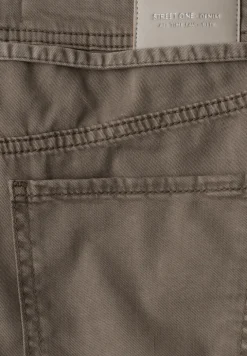 Jeans ample avec ceinture décorative