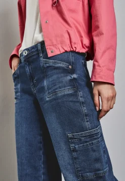 Jeans au look cargo