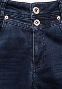 Jeans au look cargo