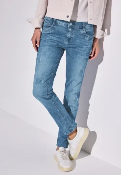 Jeans au look destroy