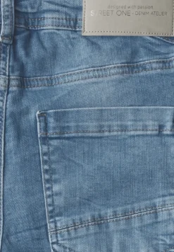 Jeans au look destroy