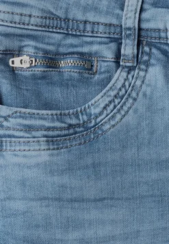Jeans au look destroy