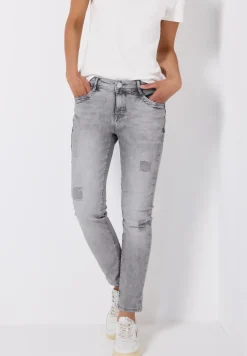 Jeans au look destroy