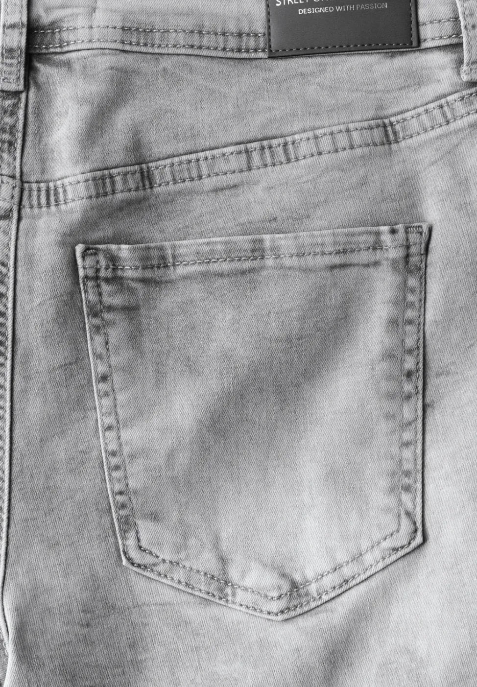 Jeans au look destroy