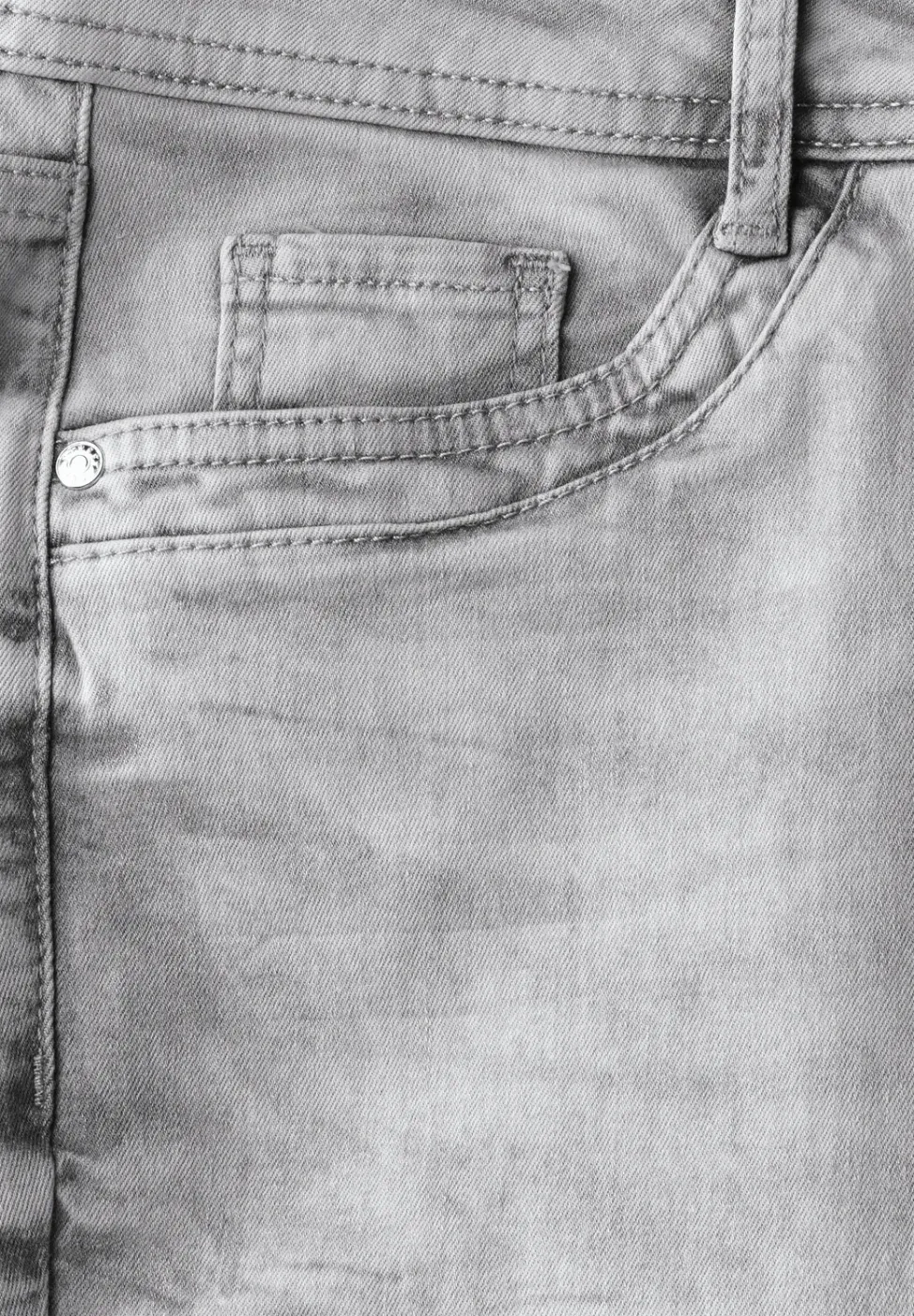 Jeans au look destroy