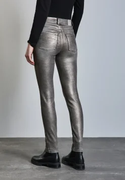 Jeans enduits