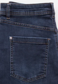 Jeans à jambes larges