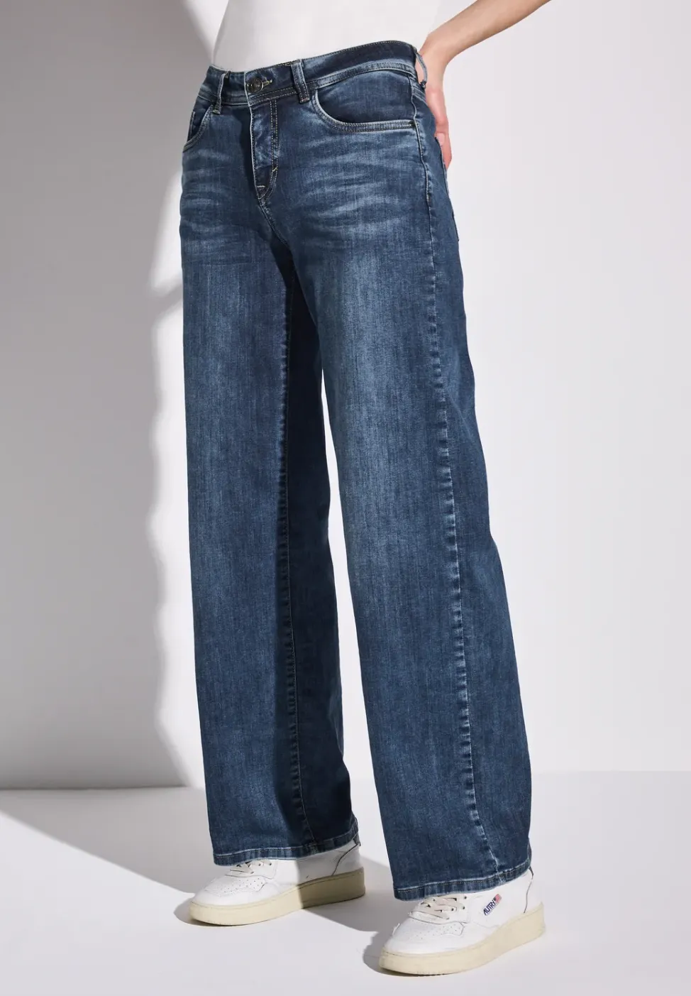 Jeans à jambes larges