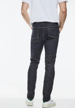Jeans à la coupe régulière