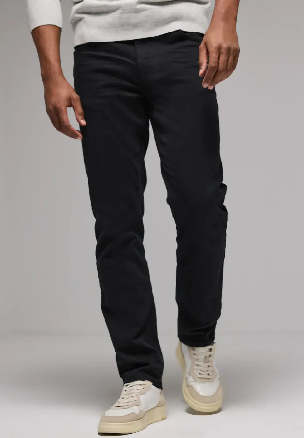 Jeans à la coupe régulière