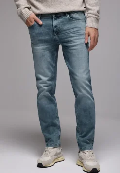 Jeans à la coupe régulière