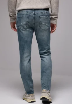 Jeans à la coupe régulière