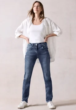 Jeans à la coupe slim