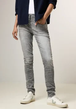 Jeans à la coupe slim