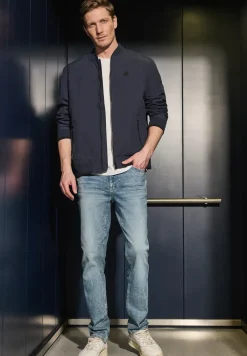 Jeans à la coupe Slim Fit