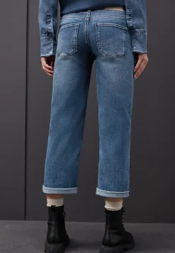 Jeans look destroy