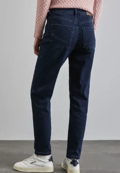 Jeans mom