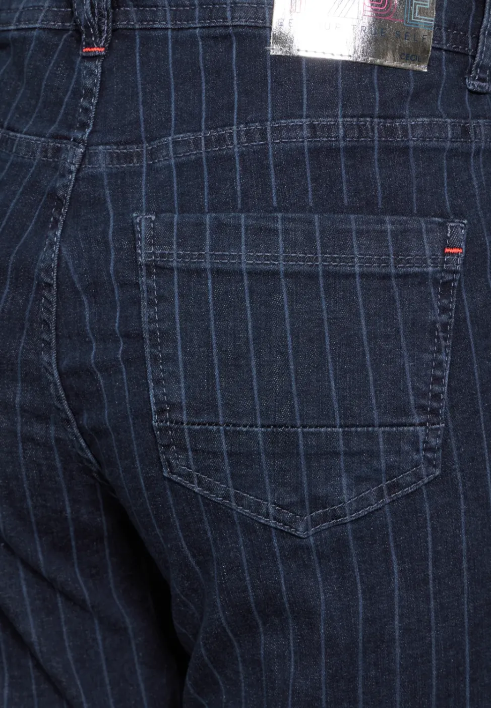 Jeans à rayures