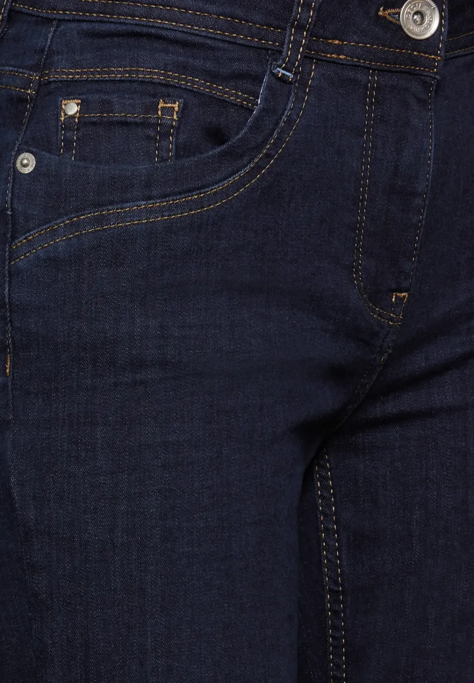 Jeans rinsed