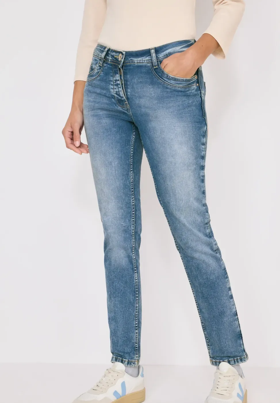 Jeans Slim Fit avec détail