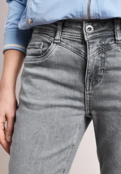 Jeans 7/8 Slim Leg en Casual Fit