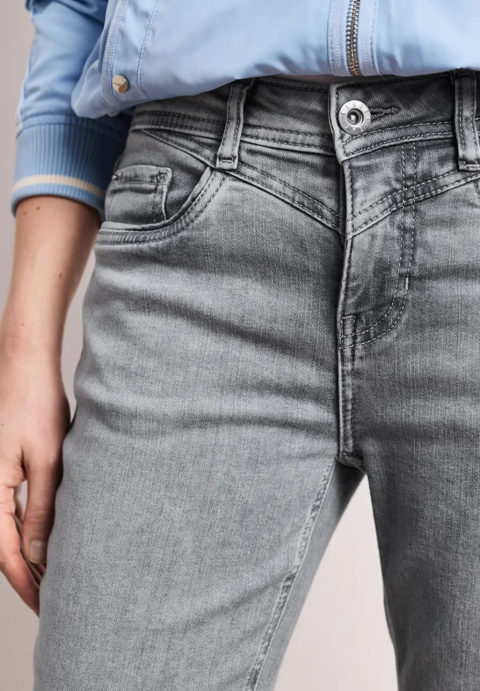 Jeans 7/8 Slim Leg en Casual Fit