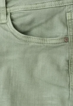 Jeans Straight Legs avec ourlet ouvert