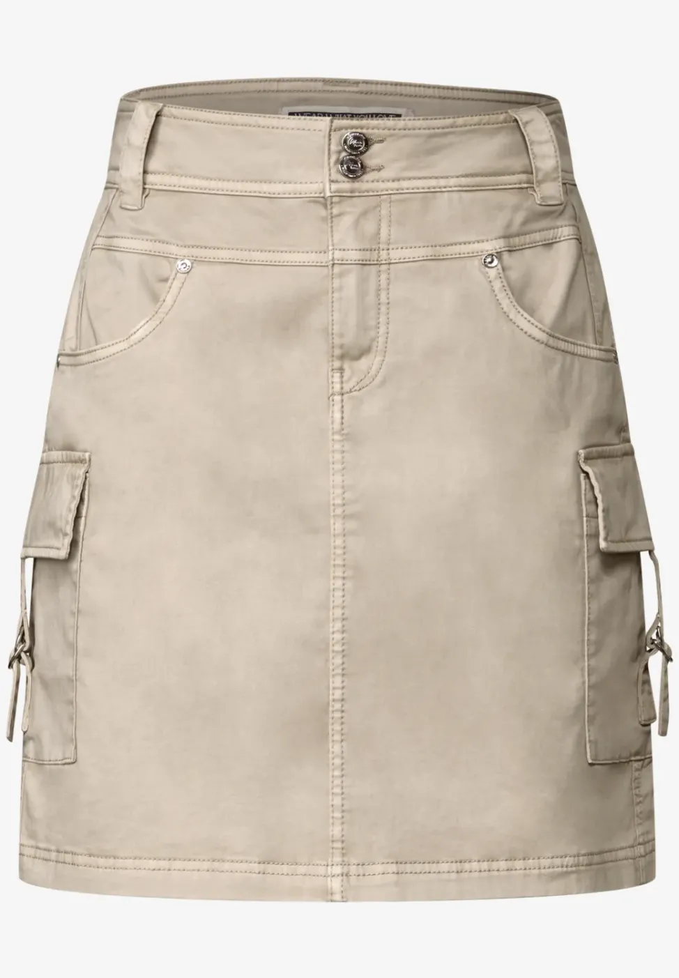Jupe au look cargo