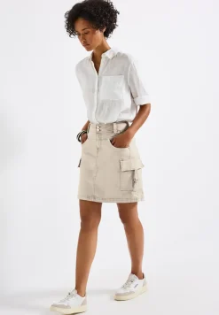 Jupe au look cargo