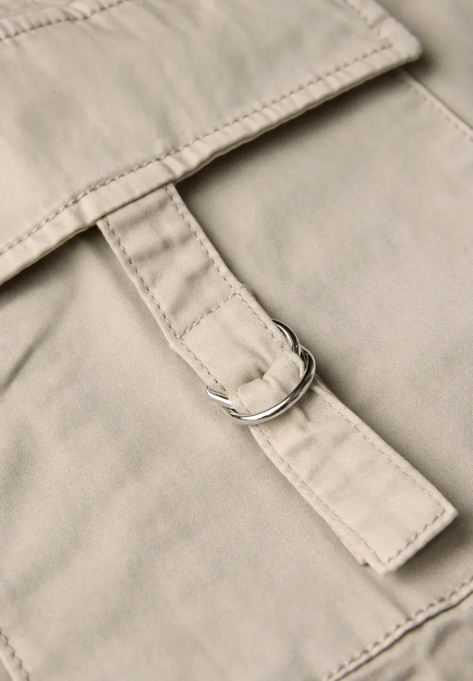 Jupe au look cargo