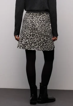 Jupe effet laine avec rivets