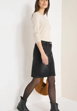 Jupe en jean avec rivets