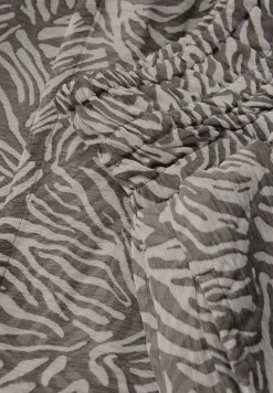 Jupe en mousseline de soie à motifs
