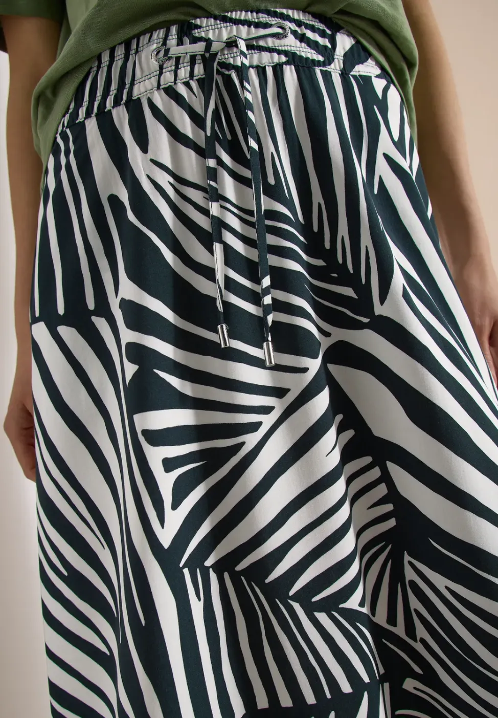 Jupe midi avec motif graphique