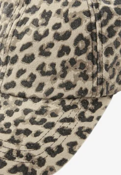 Leo Cap