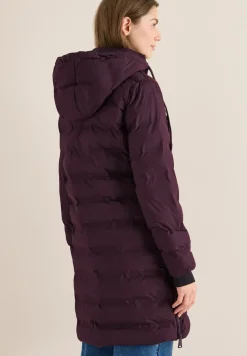 Manteau avec matelassage sans coutures